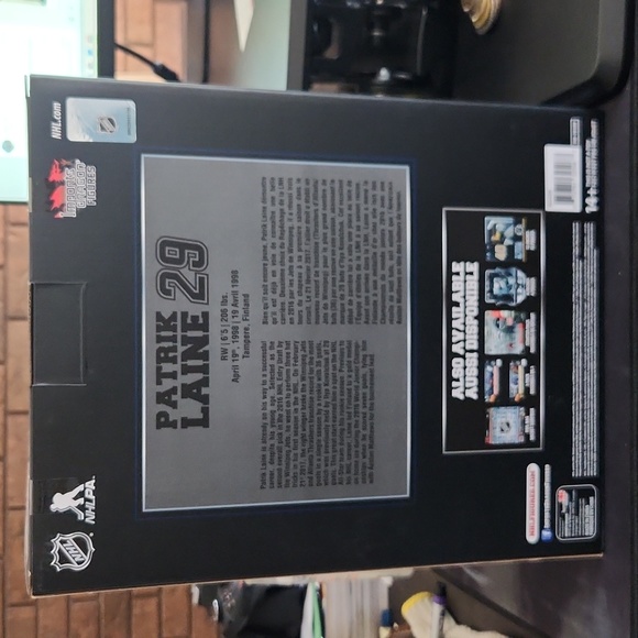 Patrick Laine Imports Dragon Figures. - Picture 3 of 3